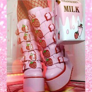 YRU Dune Strawberry Platform Boots